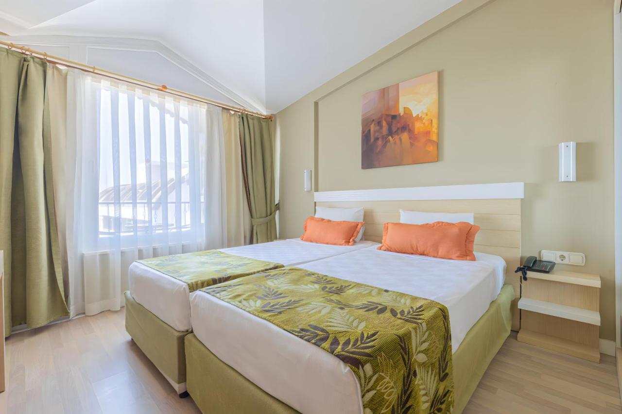 Akdora Elite Hotel & Spa Side Bagian luar foto